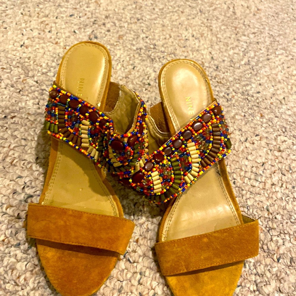 Nine West wedge size 6